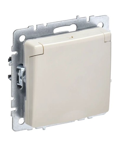 Розетка с з/к РСбш10-3-БрКр бежевый BRITE (BR-R16-16-K10). Розетка с заземлением с защитными шторками и крышкой. IEK в Смоленске