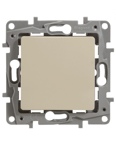Переключатель 10AX-250В ETIKA, слоновая кость (672305). Выключатель. LegranD в Смоленске
